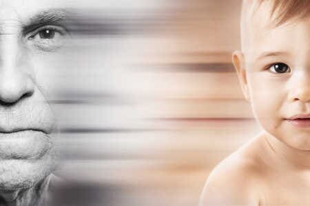 Reinkarnationstherapie Ausbildung Baby und alter Mann